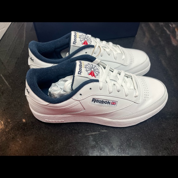 Sz 11 Reebok white classic Nwb! - Picture 3 of 8